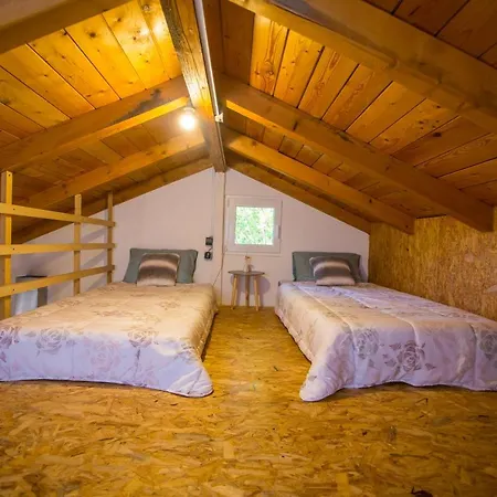 Holiday Nature House 度假居 *
